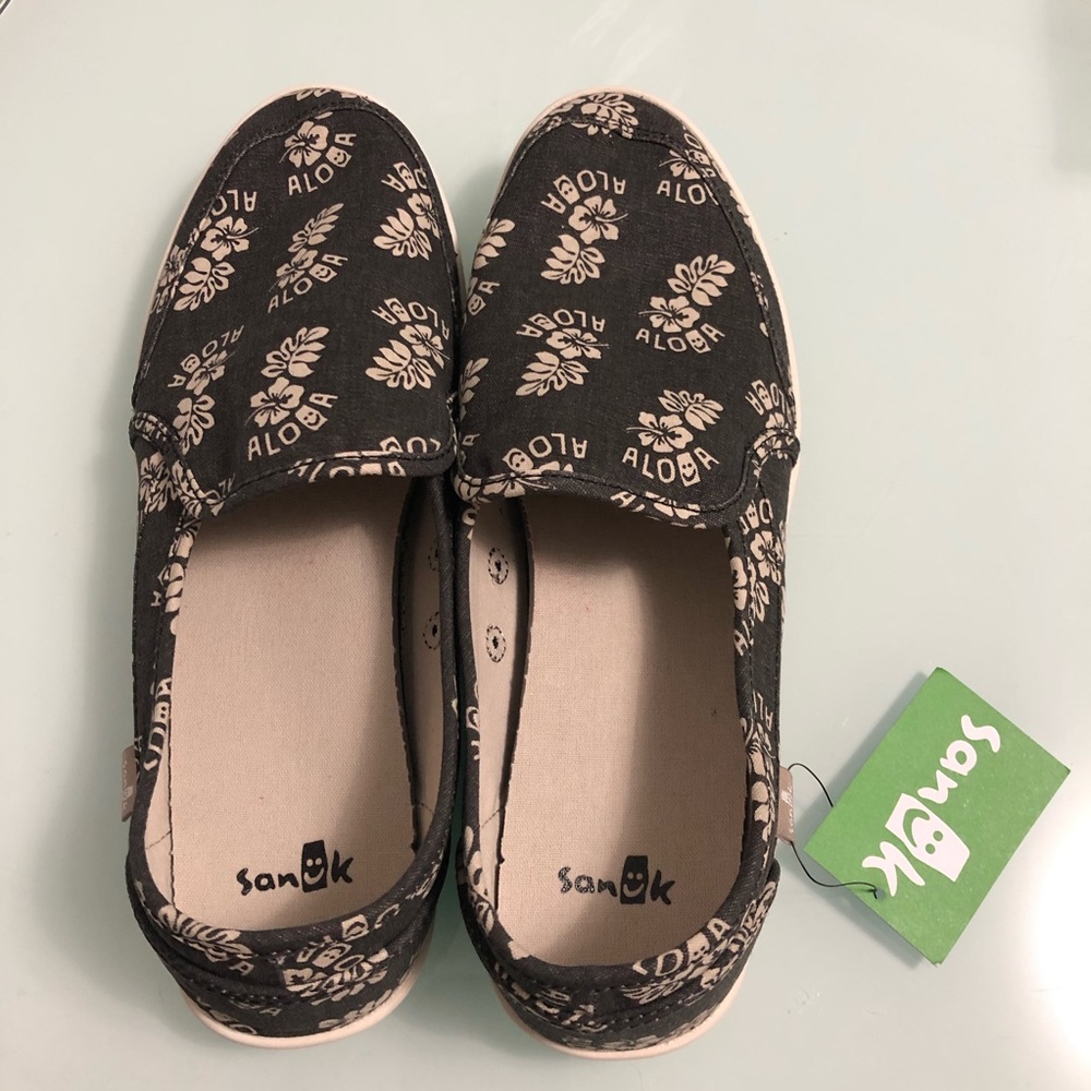 Sanuk Pair O Dice Aloha Slip On Shoes